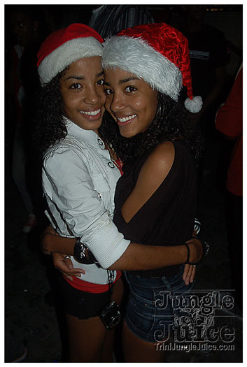 a_royal_christmas_dec11-006