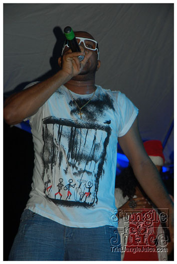 a_royal_christmas_dec11-021