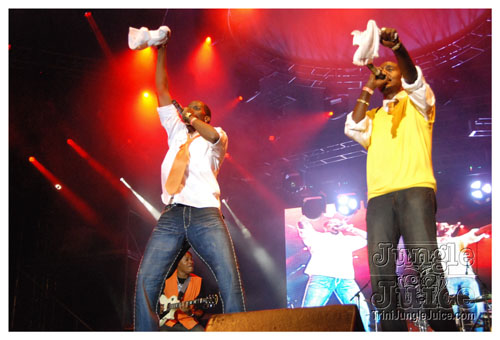 ac7_heavenly_drums_2009-018