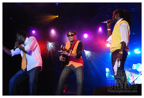 ac7_heavenly_drums_2009-026