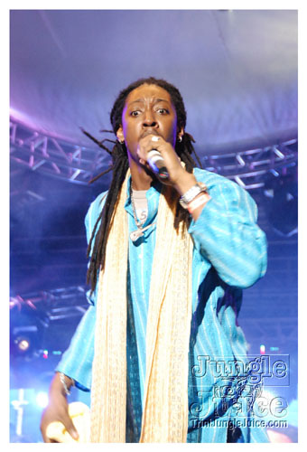 ac7_heavenly_drums_2009-029