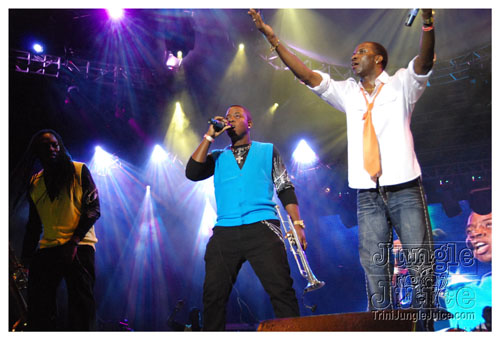 ac7_heavenly_drums_2009-030