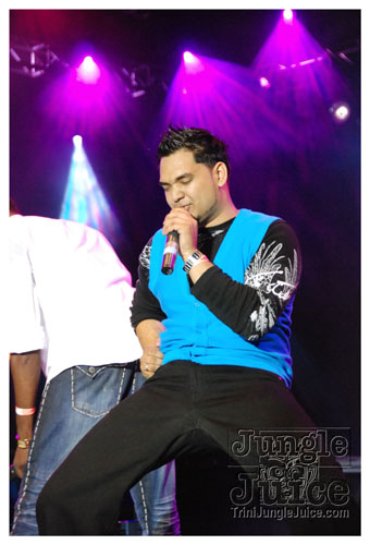 ac7_heavenly_drums_2009-034