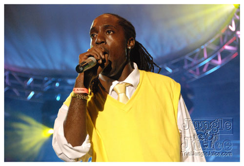 ac7_heavenly_drums_2009-036