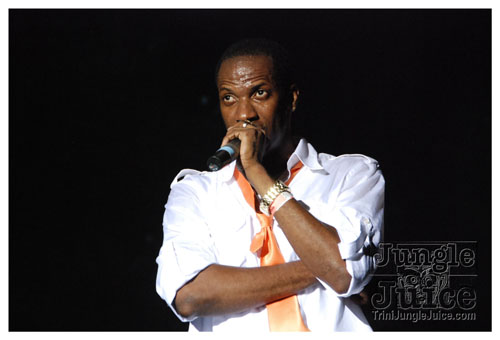 ac7_heavenly_drums_2009-041