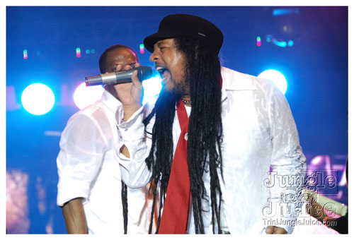 ac7_heavenly_drums_2009-043