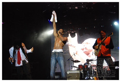 ac7_heavenly_drums_2009-056