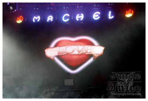 ac7_heavenly_drums_2009-059