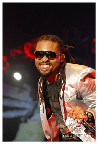 ac7_heavenly_drums_2009-064