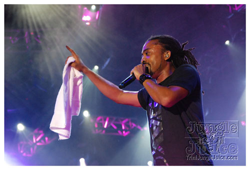 ac7_heavenly_drums_2009-071