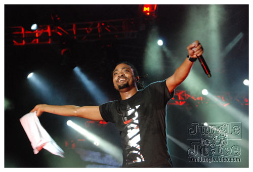 ac7_heavenly_drums_2009-072