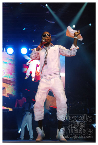 ac7_heavenly_drums_2009-075