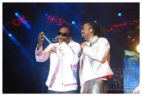 ac7_heavenly_drums_2009-091