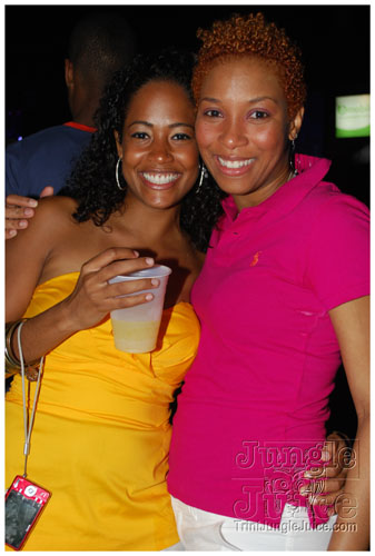 ac7_heavenly_drums_2009_II-031