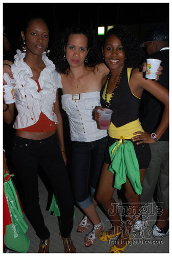 ac7_heavenly_drums_2009_II-091