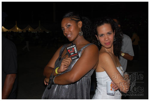 ac7_heavenly_drums_2009_II-092