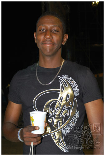 ac7_heavenly_drums_2009_II-129