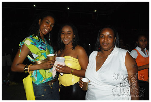 ac7_heavenly_drums_2009_II-146