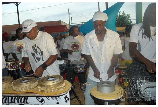 amnesia_ny_sept6-034