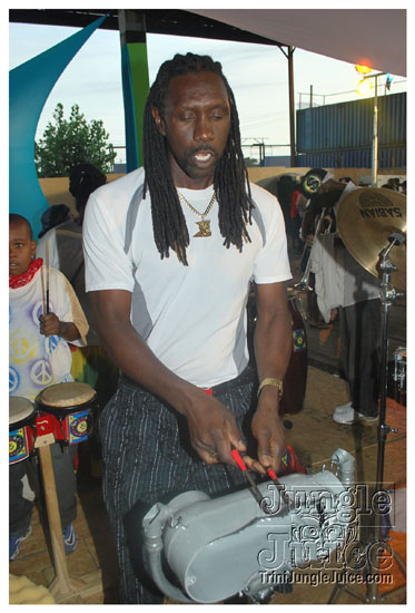 amnesia_ny_sept6-035