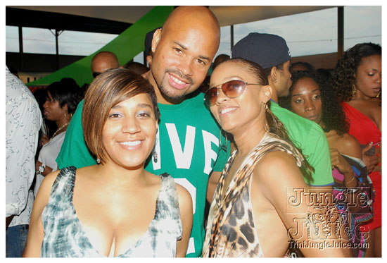 amnesia_ny_sept6-043