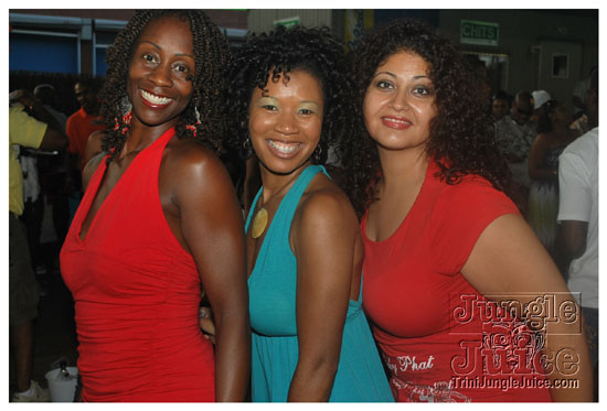 amnesia_ny_sept6-063