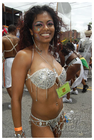 atlcarnival_parade_2009-002