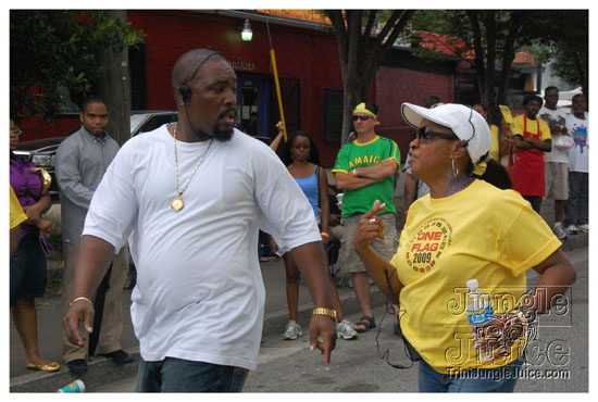 atlcarnival_parade_2009-054