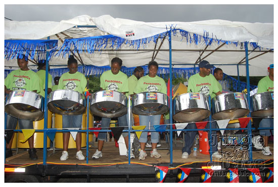 atlcarnival_parade_2009-064