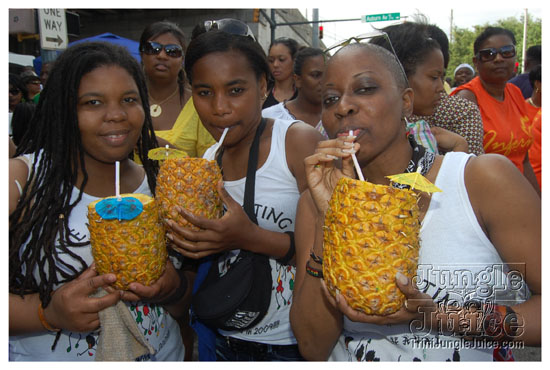 atlcarnival_parade_2009-194