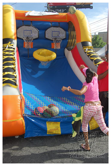 atlcarnival_parade_2009-200