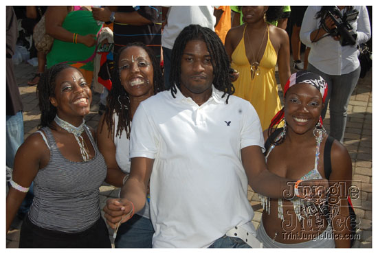 atlcarnival_parade_2009-208