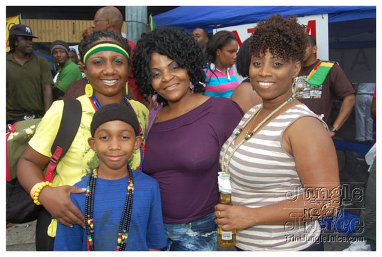atlcarnival_parade_2009-232