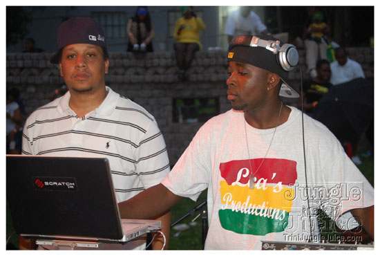 atlcarnival_parade_2009-260