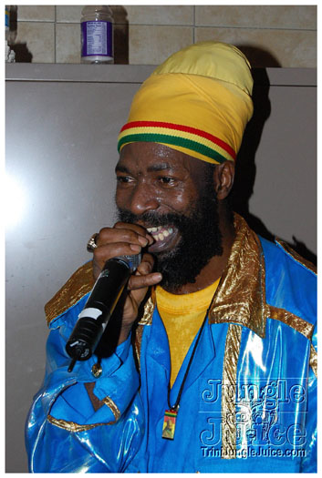 atl_reggaefest_2k9-087