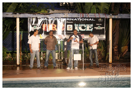 baje_intl_band_launch_jun12_2k9-002