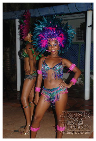 baje_intl_band_launch_jun12_2k9-012