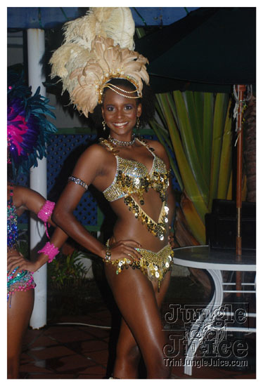 baje_intl_band_launch_jun12_2k9-016