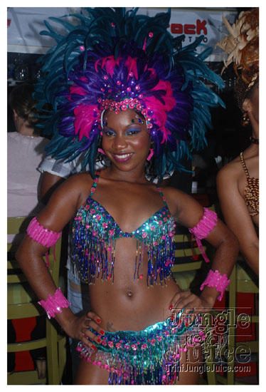 baje_intl_band_launch_jun12_2k9-025