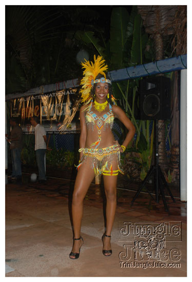 baje_intl_band_launch_jun12_2k9-038