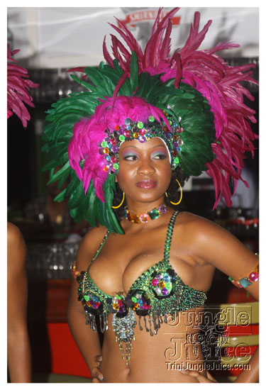 baje_intl_band_launch_jun12_2k9-042