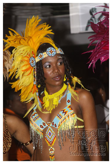 baje_intl_band_launch_jun12_2k9-044