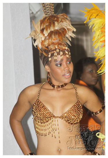 baje_intl_band_launch_jun12_2k9-045