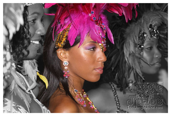 baje_intl_band_launch_jun12_2k9-047