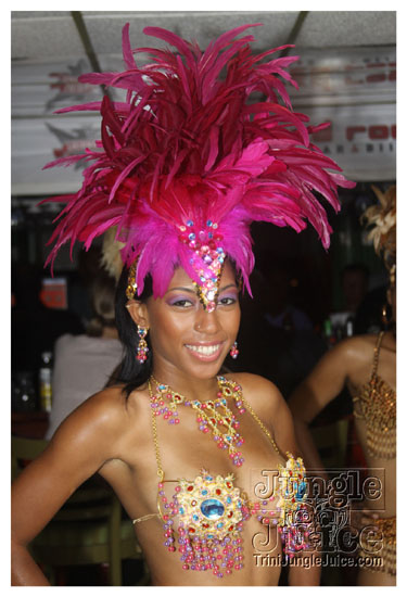 baje_intl_band_launch_jun12_2k9-050