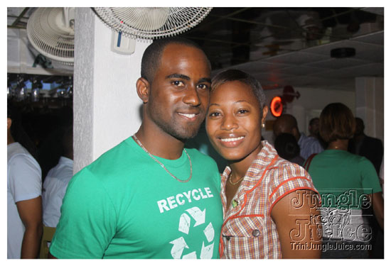 baje_intl_band_launch_jun12_2k9-065