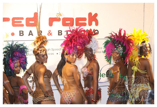 baje_intl_band_launch_jun12_2k9-077