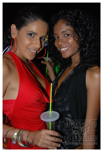 bazodee_friday_2k9-003