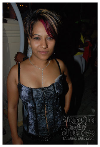 bazodee_friday_2k9-047