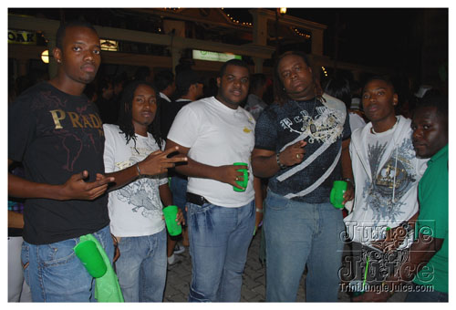 bazodee_friday_2k9-093